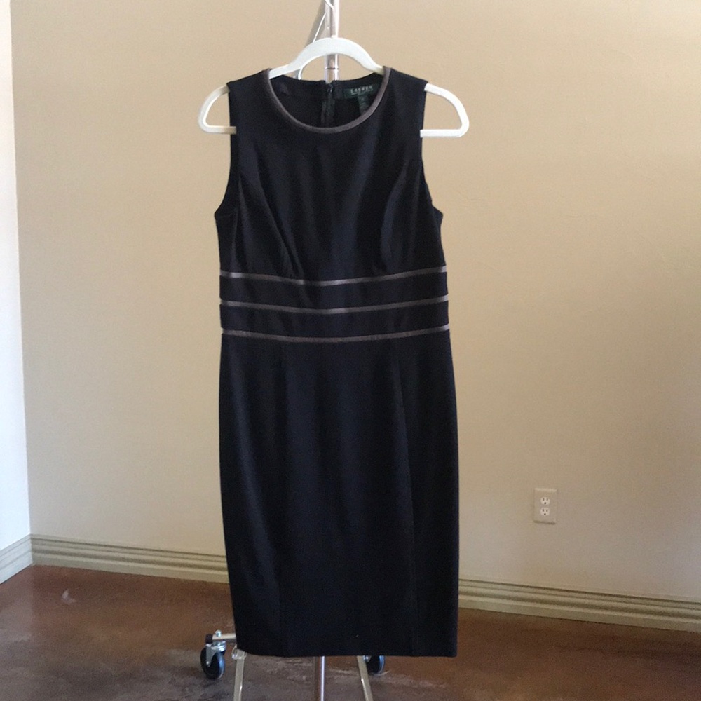 Ralph Lauren size 10 below knee dress